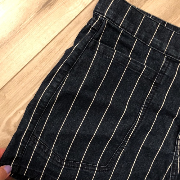 Like New Union Bay High Rise - Size 11 - Picture 2 of 7